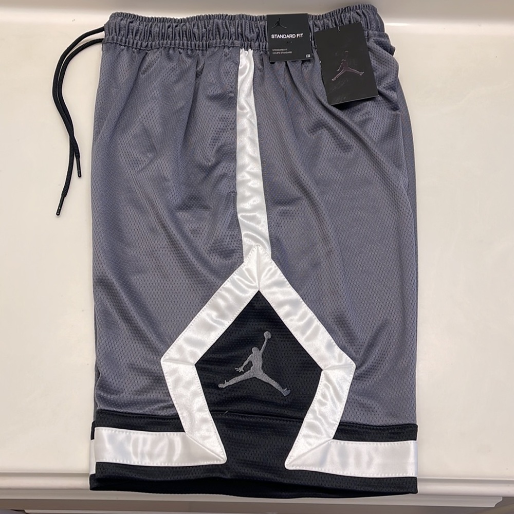 Jordan Men’s Shorts - Picture 3 of 14